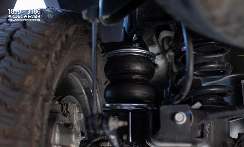 무진동화물차는 무었이며 어떤용도로 쓰이는가?